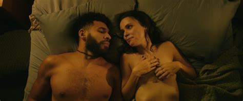 Nude Video Celebs Debora Falabella Nude Depois A Louca Sou Eu 2019