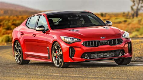 El Kia Stinger 2018 se muestra en una extensa galería