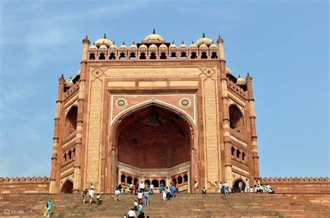 Watch Fatehpur Sikri And Delhi Drop From Agra With Guide Service