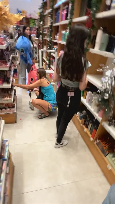 Blonde MILF Big Ass Short Shorts Volleyball Forum