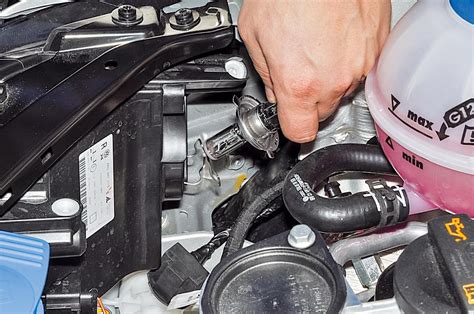 Плохо светят фары: простейшие способы исправить ситуацию - Україна За ...