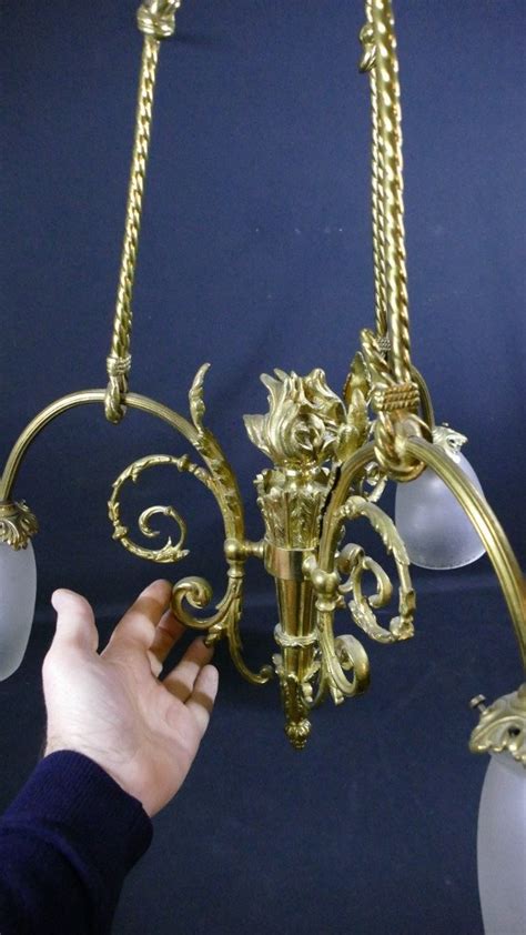 Proantic Lustre De Style Louis Xvi Au Flambeau En Bronze Dor Et Ver