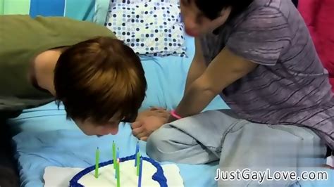 Skinny Nude Ugly Teen Gay Kyler Moss Surprises Miles Pride With A Birthday Cake And A