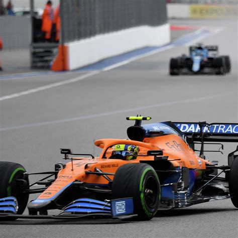 Команда "Формулы-1" "Макларен" представила болид на новый сезон - РИА ...