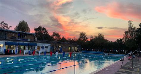 London's Best Outdoor Swimming Pools & Lidos