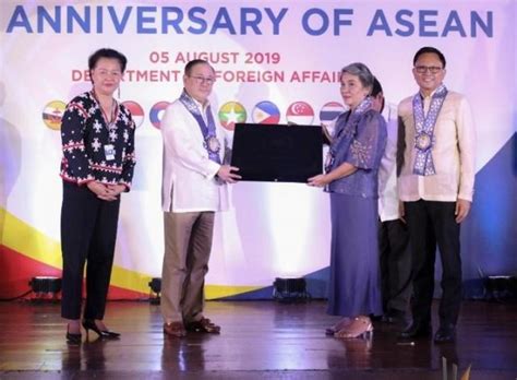 Order Of Lakandula Bestowed Posthumously On Former Envoy Rodolfo