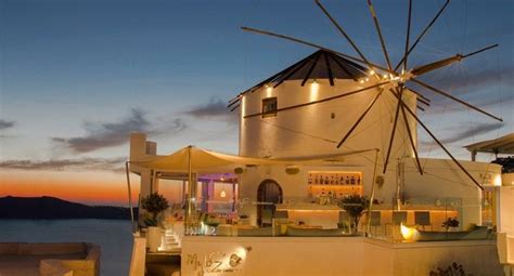 The Best Rooftop Bars In Santorini