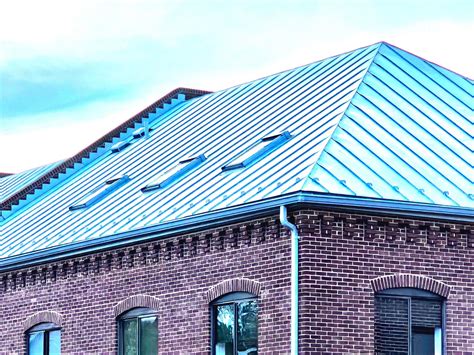 Standing Seam Metal At Pitched Roofs Dupont Roofing Dc