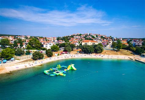 Best Beaches In Pula Top 5 Selection Hotel Amfiteatar