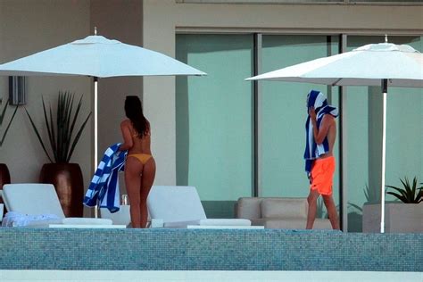 Eiza Gonzalez S Fat Sexy Ass After Self Isolation 20 Photos The Fappening