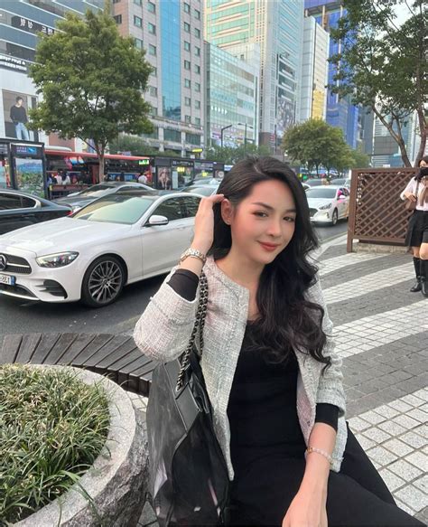 Lo T Hot Girl Vi T Khi N Fan Ph I G T G Khen Ng I Khi Quy T Nh Ph U Thu T Th M M Ph N