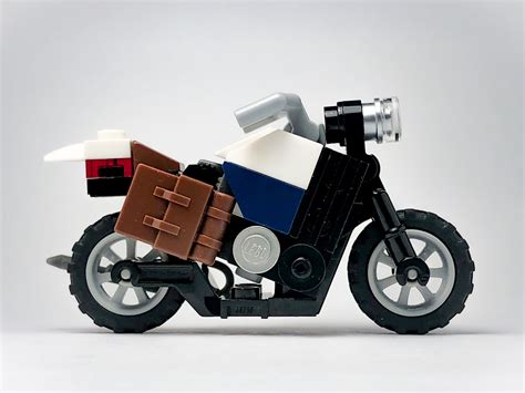 Harley Davidson motorcycle moc | Lego custom minifigures, Cool lego, Lego creations