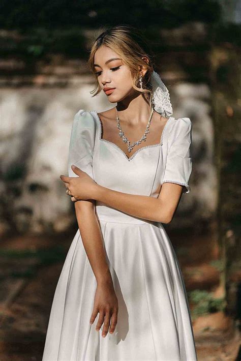 Xuất hiện bản sao của Hhen Niê diện bikini khoe vòng ba cực bốc