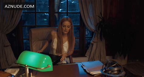 LYDIA HEARST Nude AZNude