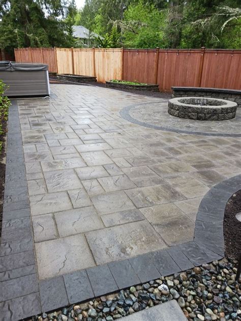 Belgard Lafitt Rustic In Rio With Charcoal Border In 2024 Decks