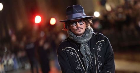 Johnny Depp says he loves his quiet life at $15M Somerset mansion | MEAWW