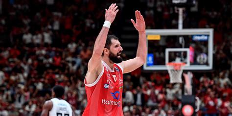 Mirotic superlativo l Olimpia Milano è campione d Italia Virtus ko in