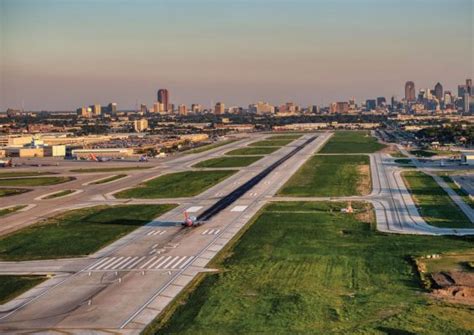 Dallas Love Field Runway 13R/31L - HNTB