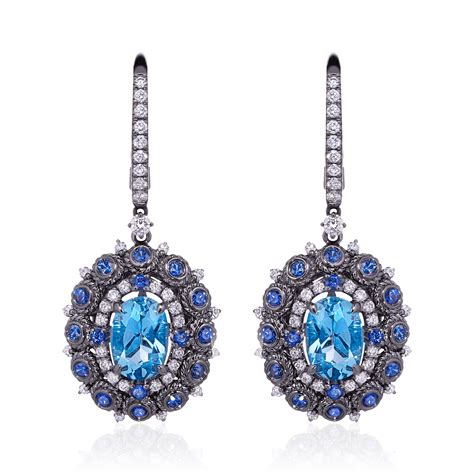 Серьги женские – купить в Москве ювелирные серьги из золота | DIAMONDS ...