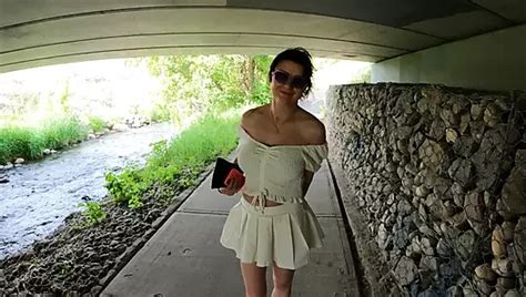 Hotel Room Service Hostess Agreed To Sex With Guest Blowjob Blowjob Porn Xhamster