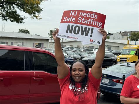Nurses at Newark's University Hospital approve contract, dodging strike