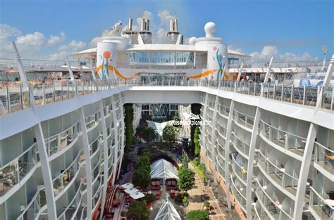 Allure of the Seas Pictures