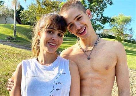 Quem É A Mãe Do João Guilherme Filho Do Leonardo - João Guilherme comemora aniversário da mãe e faz linda declaração ...