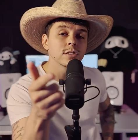 J Adore Comment Il Me Chevauche La Chanson De Country Gay Qui Chauffe Tiktok