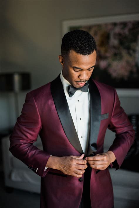 Burgundy Tuxedo Jacket | Groomsmen attire fall wedding, Burgundy tuxedo