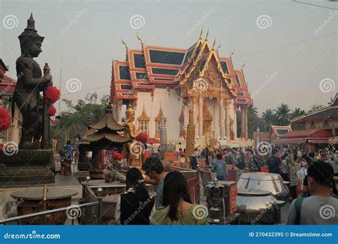 Golden Thao Wessuwan Or Vasavana Giant Statue At Bang Chak Temple