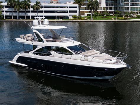 2015 Azimut 50 Flybridge Flybridge For Sale Yachtworld