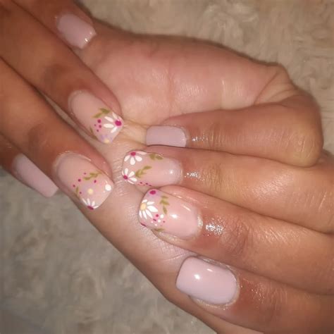 Classy Nude Nail Ideas