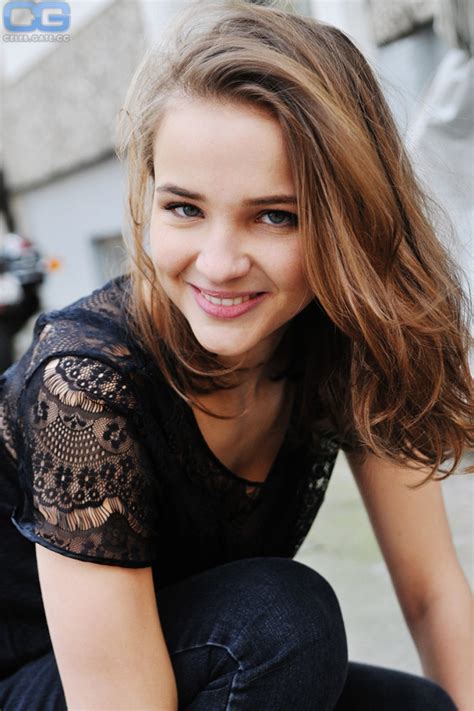 Lisa Vicari Nude Pictures Photos Playboy Naked Topless Fappening