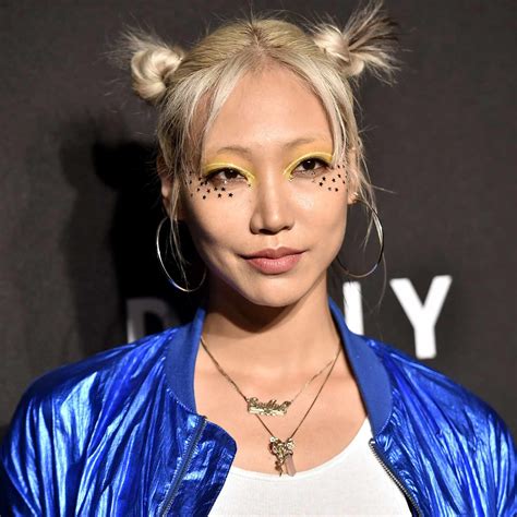 20 Ways to Wear Space Buns