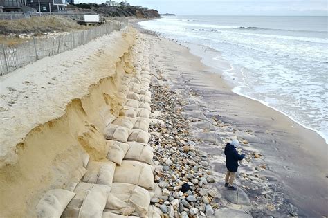Soft Solution For Beach In Montauk The East Hampton Star