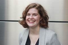 Allison From Medium Her Secret To Side Hustle Riches Revealed