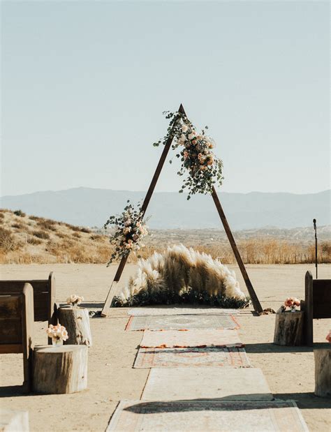 Ideas Of How To Make A Triangle Wedding Arch Rerun Therace