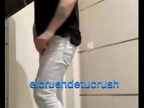 Joven cachondo con culazo Moreno y peludo Buen Rabo español XVIDEOS