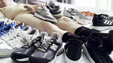 Fast Fun With Brooks Sneakers Gay Daddy Daddy Porn Feat Snkrluvr By Faphouse Xhamster