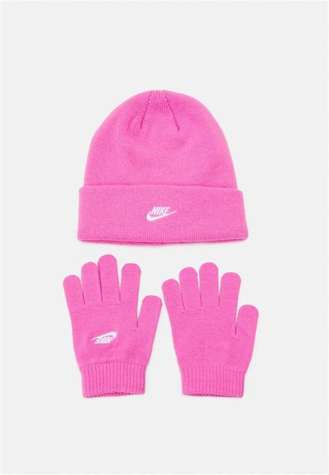 Nike Sportswear Club Unisex Set Guanti Playful Pink Rosa Zalando It