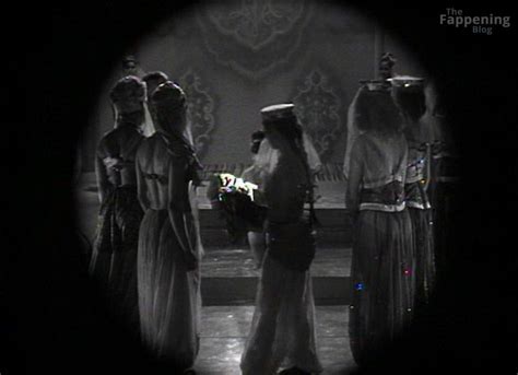 Gina Lollobrigida Nude Sexy Collection Pics OnlyFans Leaked Nudes