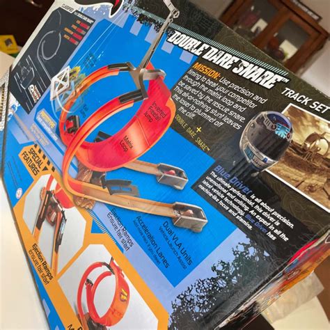 Hot Wheels Double Dare Snare Track Set BNIB S