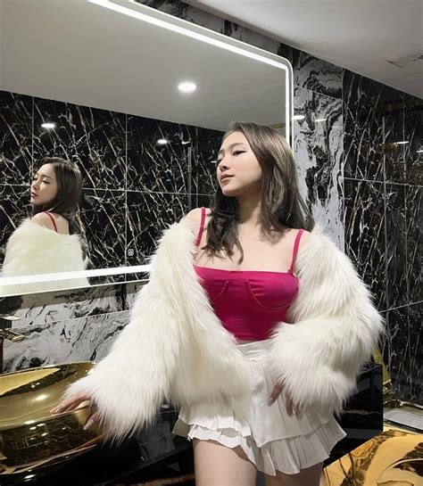 T Ng H P Hot Girl Tik Tok Vi T Nam N I Ti Ng Xinh P