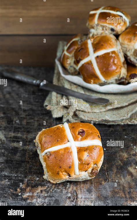 Traditional Easter Hot Cross Buns Stock Photo Alamy
