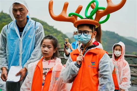 世界儿童日“儿童友好”萧山区亲子运动季启动仪式暨郊野趣味定向赛欢乐开启~澎湃号·政务澎湃新闻 The Paper