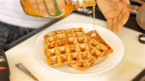 15 Best Low Calorie Waffles – Easy Recipes To Make at Home