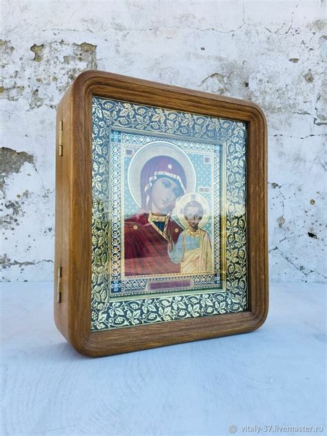 Киоты для икон. Из массива дуба. (басма, резьба, сусальное золото) в ...