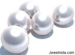 Choosing the Right Pearl Jewelry - Jewelrista