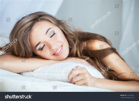 Sexy Beautiful Woman Wearing Lingerie Bed Stock Photo 212873092 Shutterstock