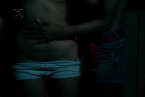 Naked Aldine Müller in A Fêmea do Mar